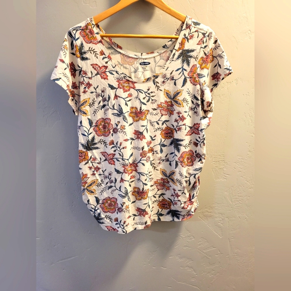 XL Floral Print Women's Maternity Top by Old Navy - Multicolor